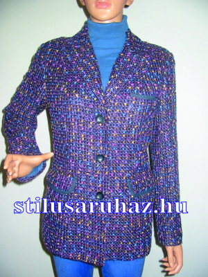 Kabátok, dzsekik, pelerinek, poncsók