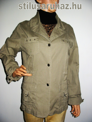 Cecilia military stílusú zakó