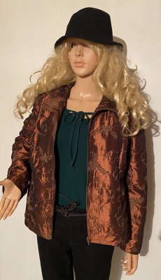 Fényes barna kiskabát