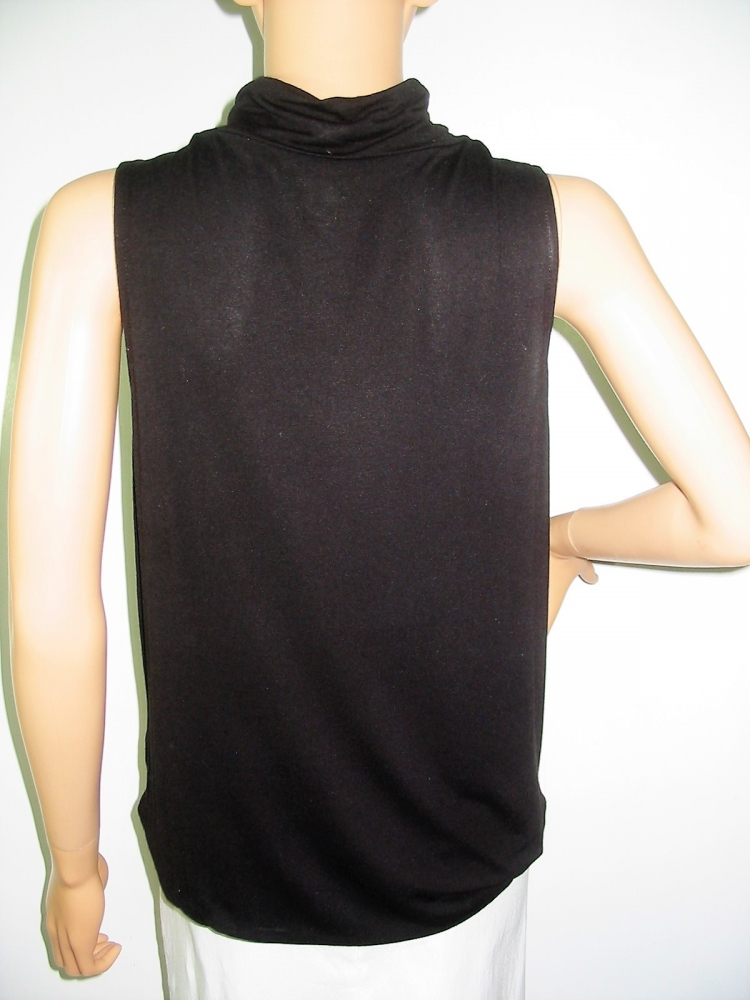 Next ujjatlan, bő szabású felső