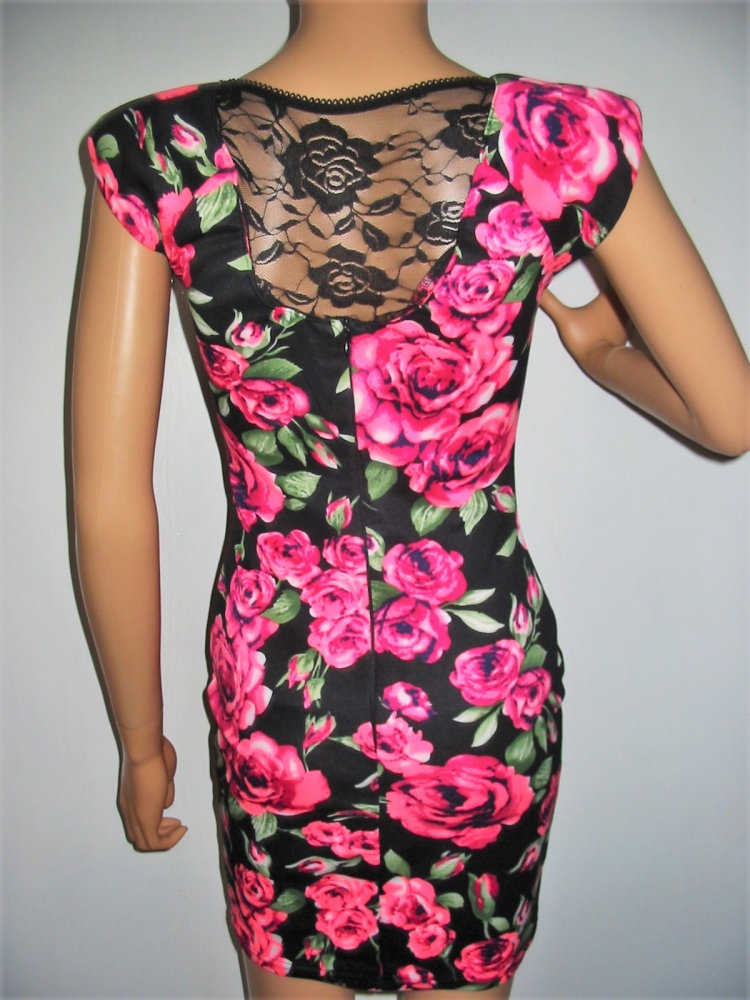 AX Paris ujjatlan ruha