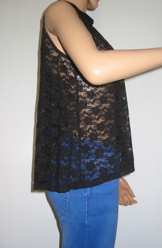 H&M ujjatlan csipkés felső