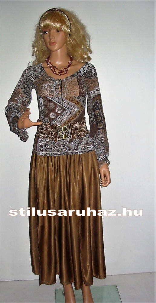 Madonnakivágású blúz