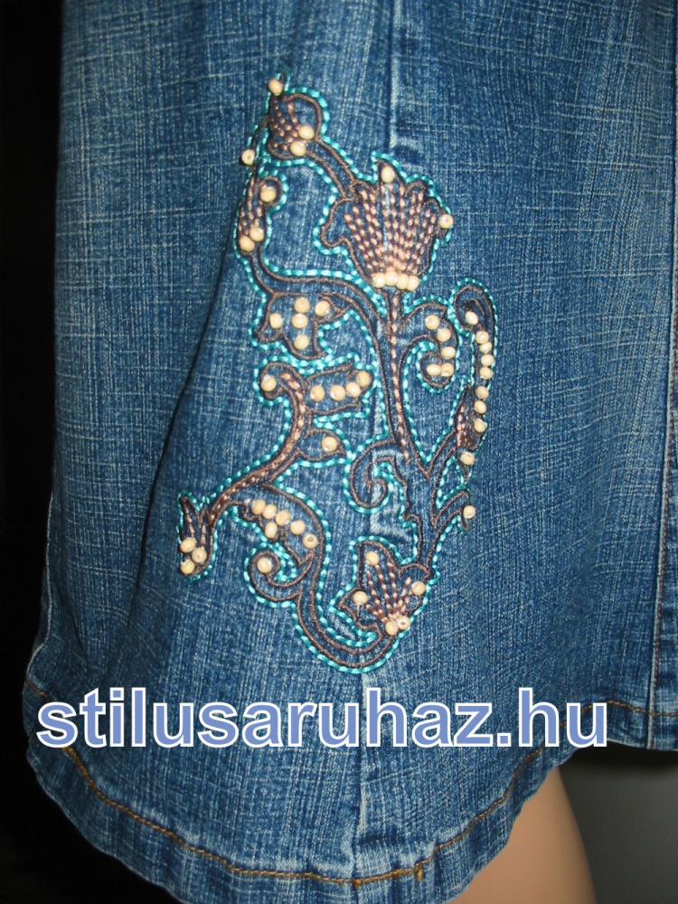 Farmerszoknya Outfit