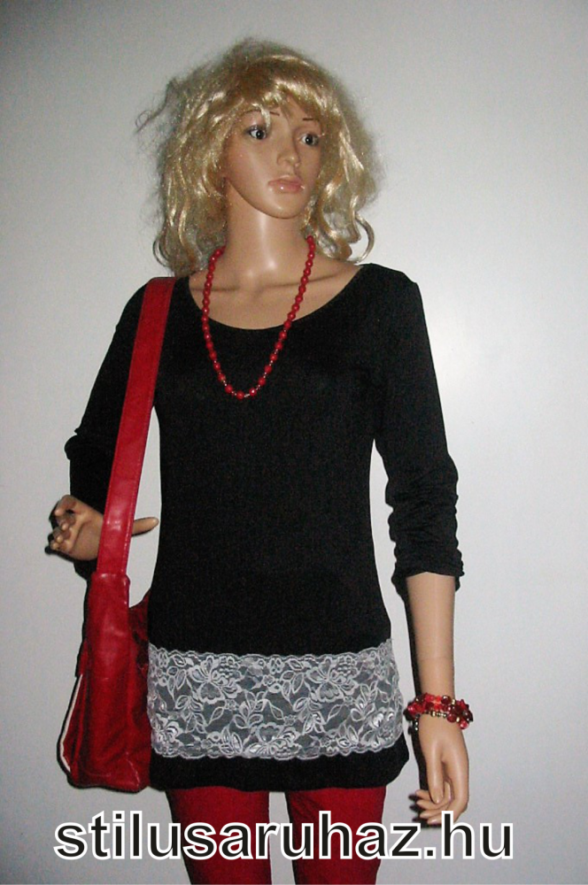 Hosszú ujjú tunika csipkebetéttel