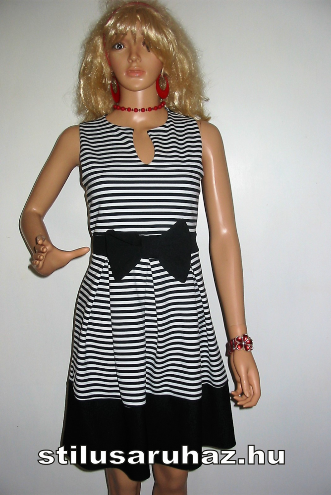 Csíkos nyári ruha Quiz