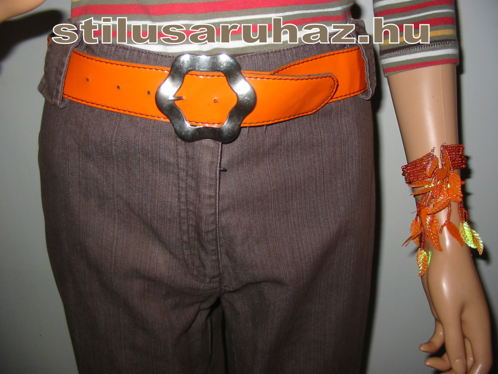 Steve Ketell térdnadrág