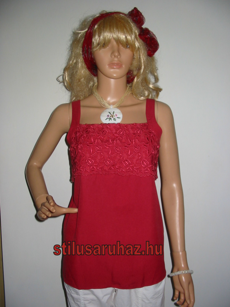 Csipkebetétes tunika