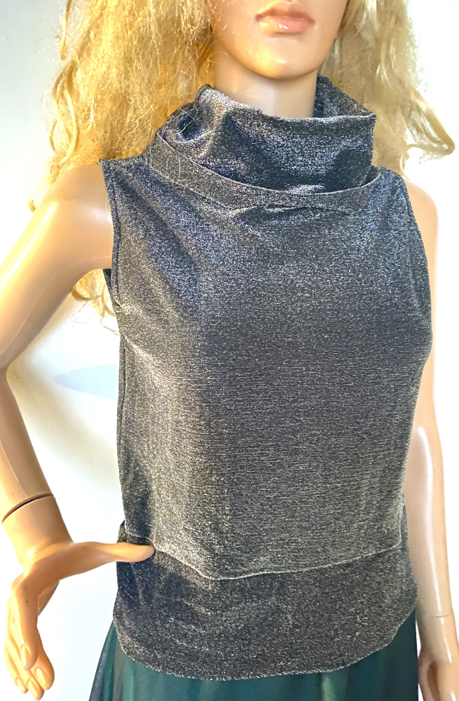 Csillogó ezüst felső